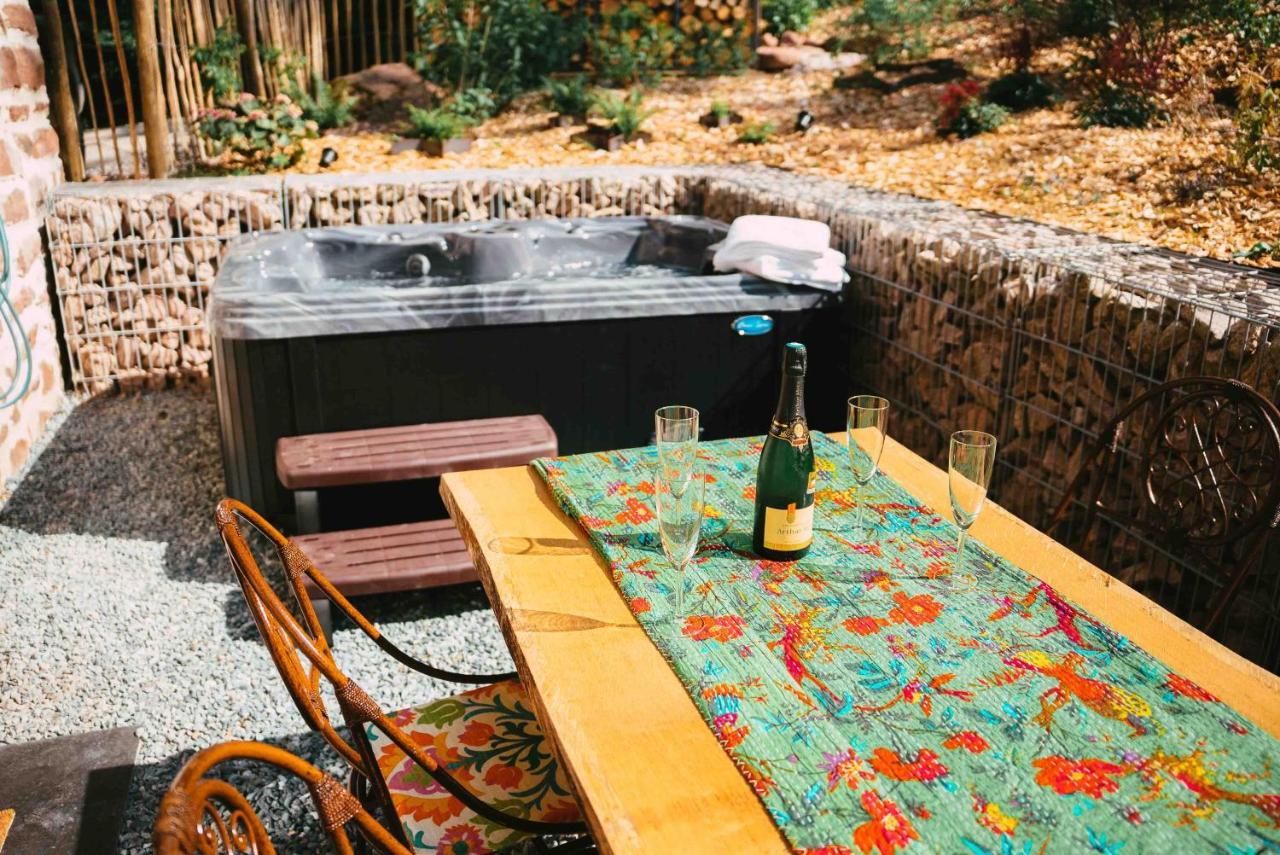 Le Grand Petit Prince - Domaine De Charme - Jacuzzis Privatifs Guebwiller Eksteriør bilde
